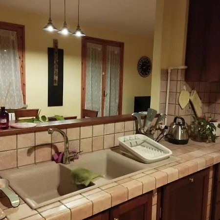 A Manzoni House דירה