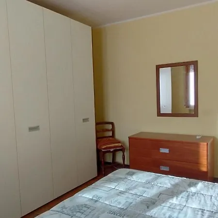 A Manzoni House דירה *